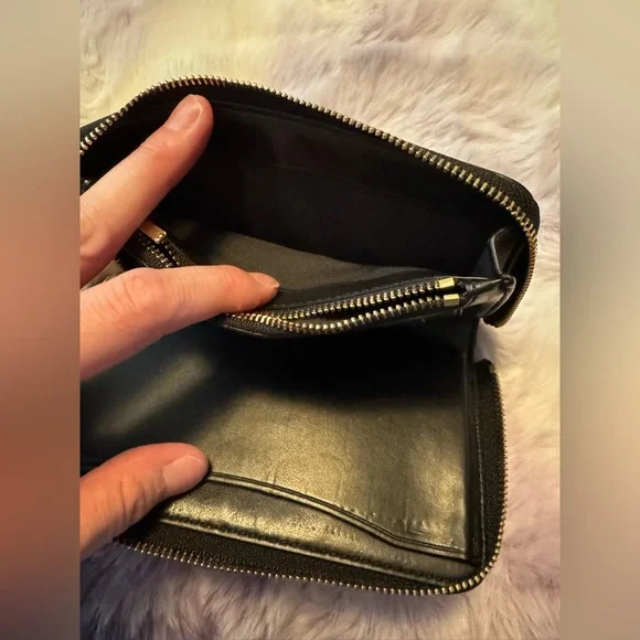 Signature Coach Dark Brown M Leather Zip around phone and card holder Wristlet - Picture 4 of 6